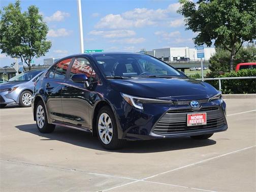 2025 Toyota Corolla Hybrid LE