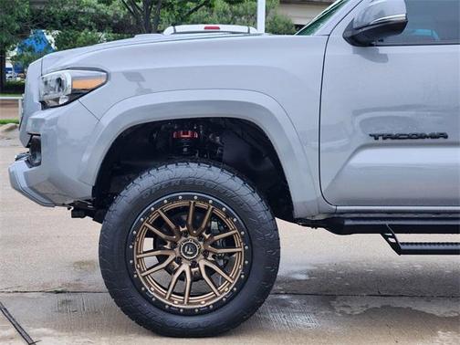 Cement 2021 Toyota Tacoma TRD Sport