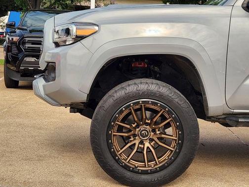 Cement 2021 Toyota Tacoma TRD Sport