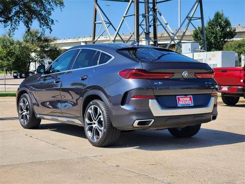 2022 BMW X6 xDrive40i