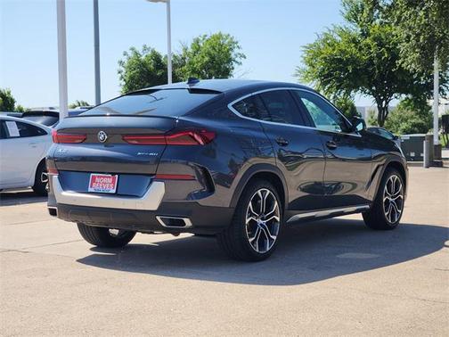 2022 BMW X6 xDrive40i