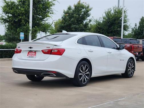 2022 Chevrolet Malibu FWD RS