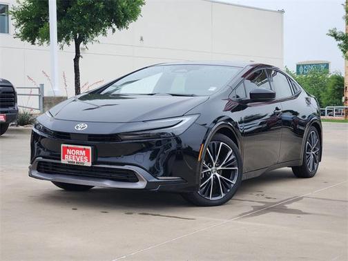 2024 Toyota Prius LE