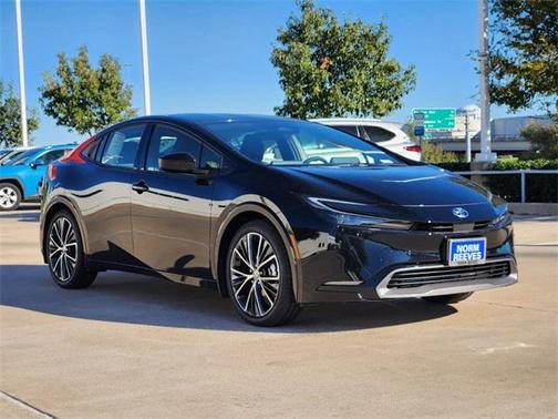 2024 Toyota Prius LE