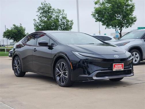 2024 Toyota Prius LE