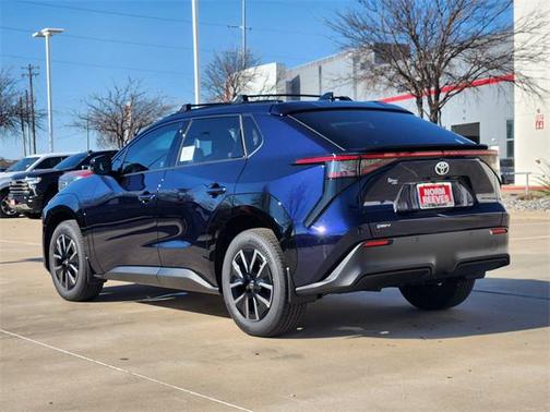 2026 Toyota bZ XLE Plus