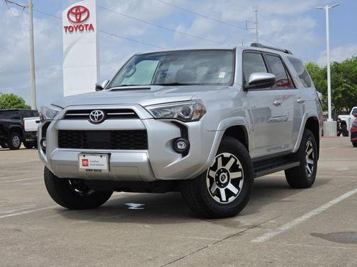 Classic Silver Metallic 2024 Toyota 4Runner TRD Off Road