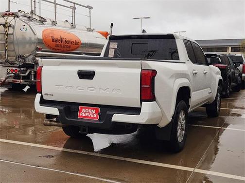 2024 Toyota Tacoma SR5