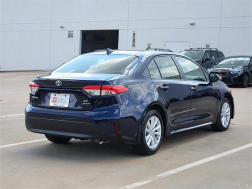 2025 Toyota Corolla Hybrid LE