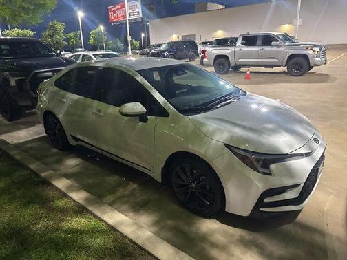 Ice 2026 Toyota Corolla SE