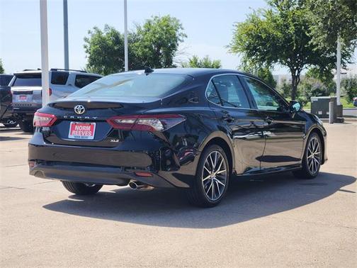 2022 Toyota Camry XLE
