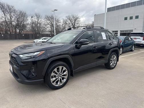 2024 Toyota RAV4 XLE Premium