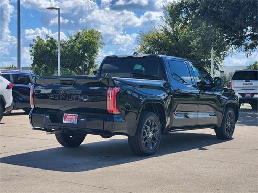 2022 Toyota Tundra Platinum