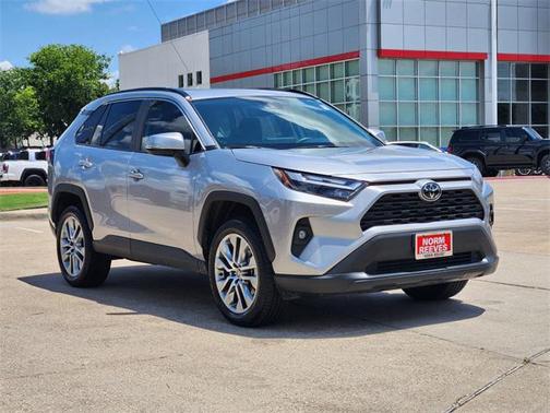 2022 Toyota RAV4 XLE Premium