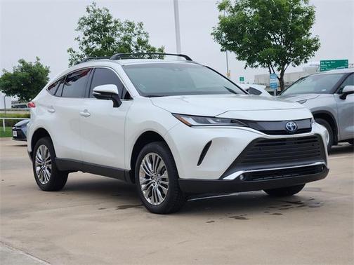 2024 Toyota Venza XLE