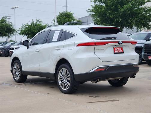 2024 Toyota Venza XLE