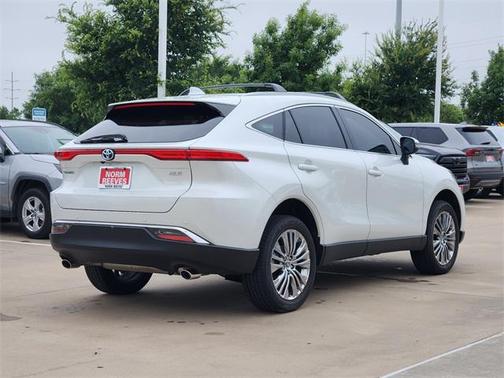 2024 Toyota Venza XLE