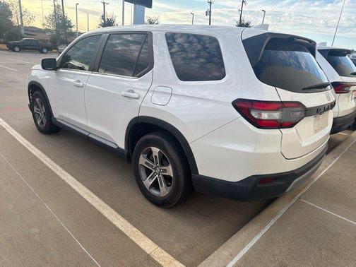 Platinum White Pearl 2025 Honda Pilot EX-L