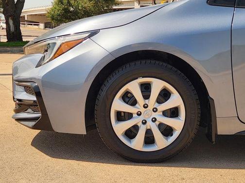 Celestite 2024 Toyota Corolla Hybrid SE