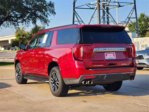 2022 GMC Yukon XL 4WD AT4