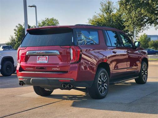 2022 GMC Yukon XL 4WD AT4