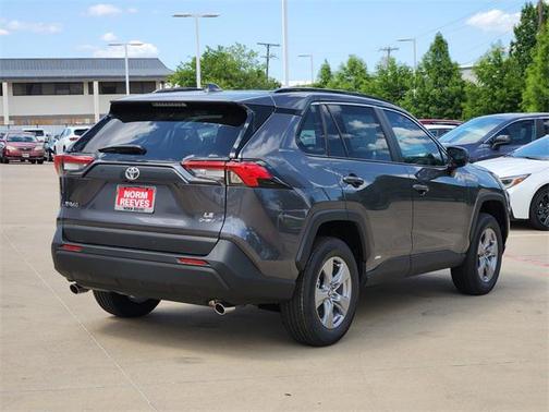 2025 Toyota RAV4 Hybrid LE