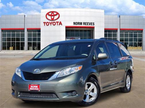 2013 Toyota Sienna LE