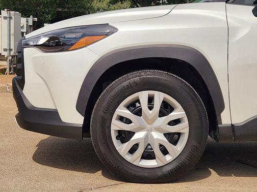 Wind Chill Pearl 2026 Toyota Corolla Cross L