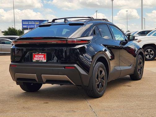 Midnight Black Metallic 2026 Toyota C-HR SE