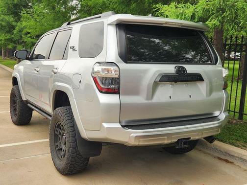 Classic Silver Metallic 2023 Toyota 4Runner TRD Off Road Premium