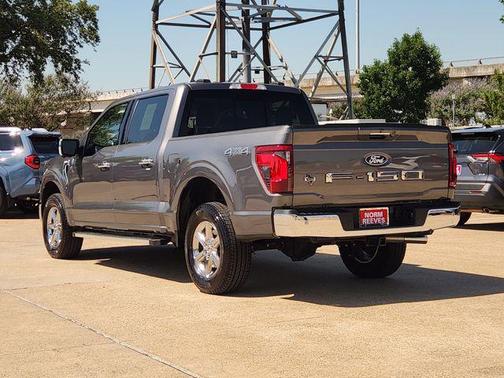 CARBONIZED GRAY METALLIC 2024 Ford F-150 XLT