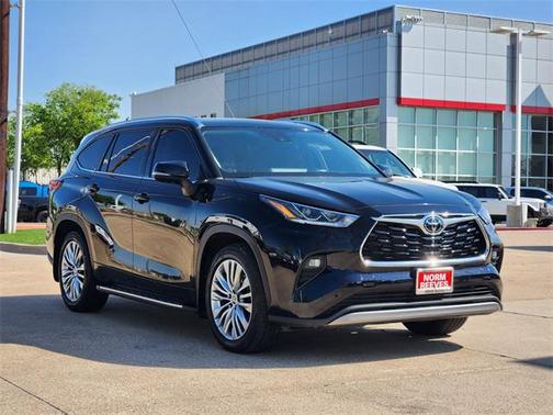 2022 Toyota Highlander Platinum