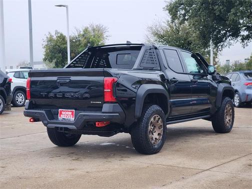 2025 Toyota Tacoma Hybrid Trailhunter