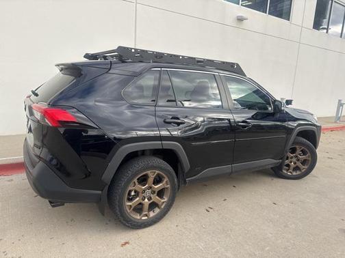 2023 Toyota RAV4 Hybrid Woodland Edition