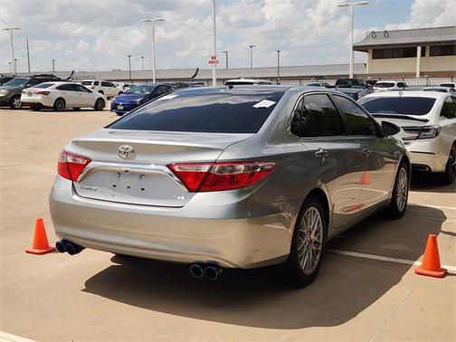 2016 Toyota Camry XLE