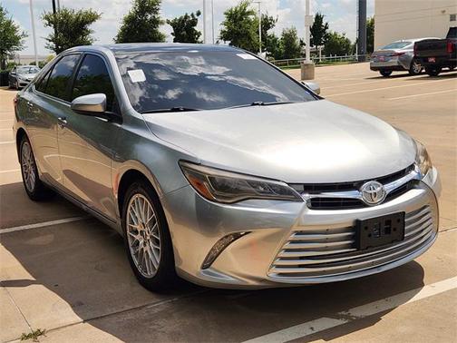 2016 Toyota Camry XLE