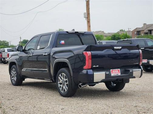 2025 Toyota Tundra Hybrid 1794 Edition