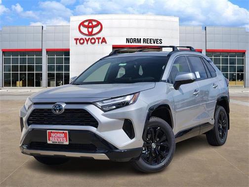 2025 Toyota RAV4 Hybrid SE