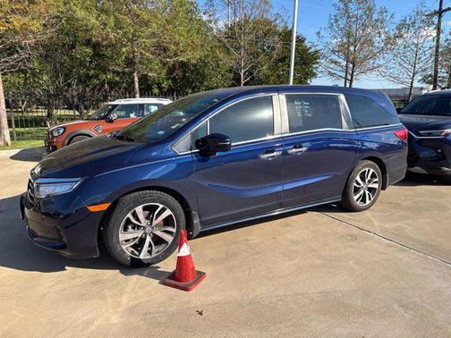 Obsidian Blue Pearl 2022 Honda Odyssey Touring