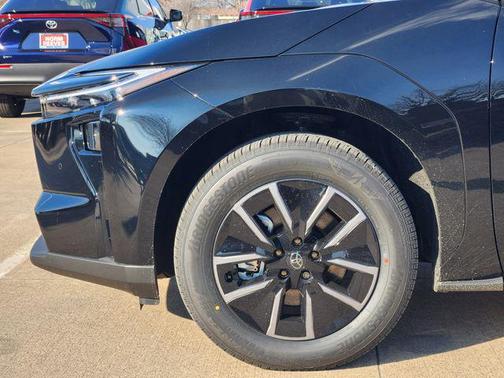 2026 Toyota bZ XLE Plus