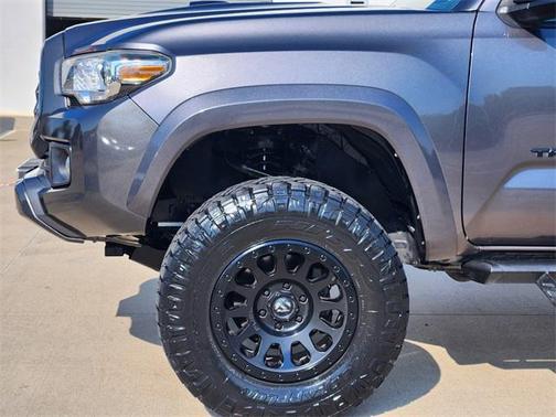 2018 Toyota Tacoma TRD Sport