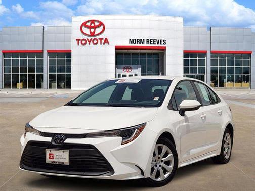Ice Cap 2024 Toyota Corolla LE