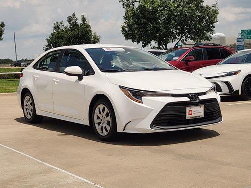 Ice Cap 2024 Toyota Corolla LE