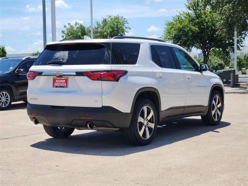 2022 Chevrolet Traverse LT Leather