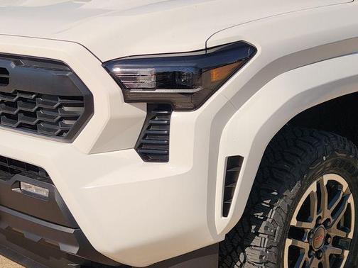 Ice Cap 2026 Toyota Tacoma TRD Sport