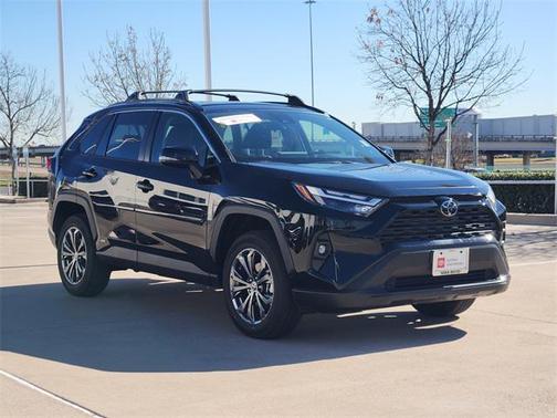 2025 Toyota RAV4 Hybrid XLE Premium