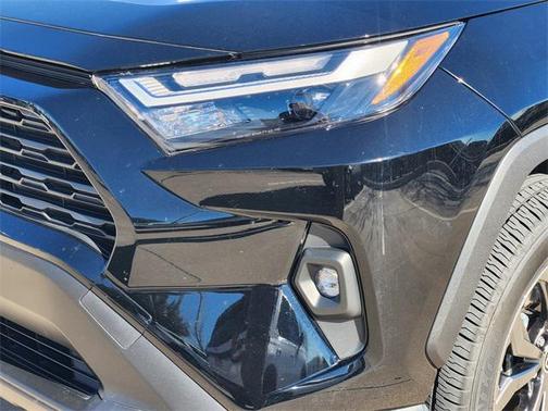 2025 Toyota RAV4 Hybrid XLE Premium