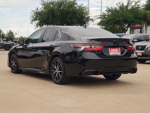 Midnight Black Metallic 2023 Toyota Camry SE