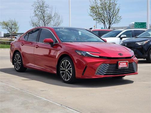 2025 Toyota Camry XLE