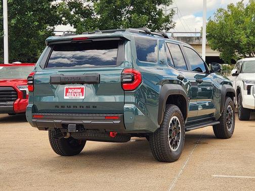 Everest 2026 Toyota 4Runner TRD Off Road Premium
